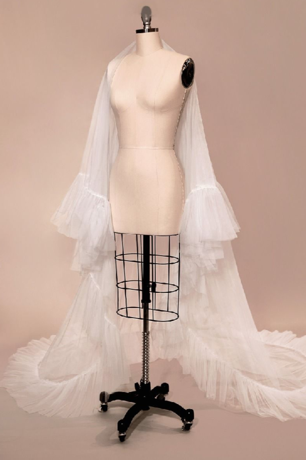 Couture Riffle Edge Two-Tier Veil